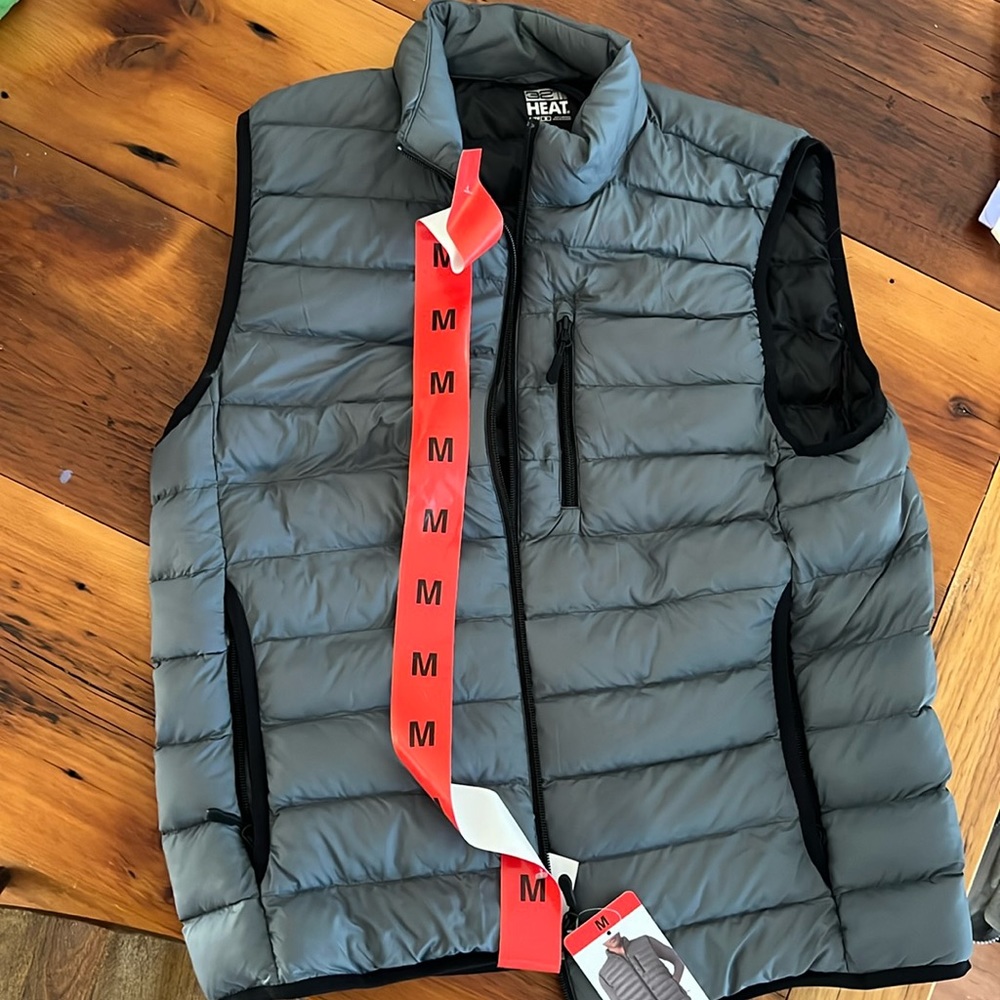 Men’s light puffer vest